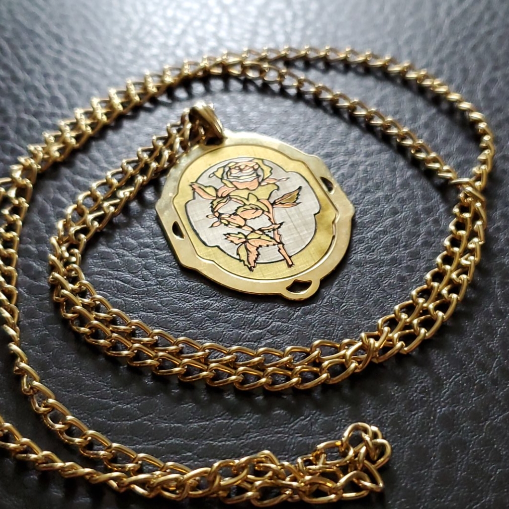 Vtg Necklace